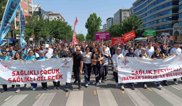 batmanda-saglik-festivali-kapsaminda-unutulmaz-bir-yuruyus-etkinligi-duzenlendi-2KxiTMqi.jpg