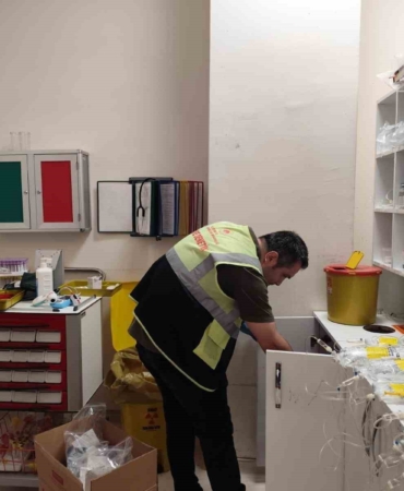 batmanda-tibbi-atik-bertarafi-1-yilda-524-bin-658-kilo-ile-rekor-kirildi-JZLJW9U6.jpg