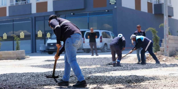 Battalgazi Belediyesi'nden Çamurlu ve Bulgurlu Mahallelerine Yenilikçi Asfalt Çalışmaları Battalgazi Belediyesi’nden Çamurlu ve Bulgurlu Mahallelerine Yenilikçi Asfalt Çalışmaları