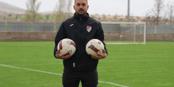 Beykan Şimşek'e 4 Maç Ceza Verildi Beykan Şimşek’e 4 Maç Ceza Verildi