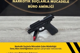 Bingöl'de Kaçak Tabanca ve Uyuşturucu Madde Ele Geçirildi bingolde-kacak-tabanca-ve-uyusturucu-madde-ele-gecirildi-ZdRBJ28n.jpg