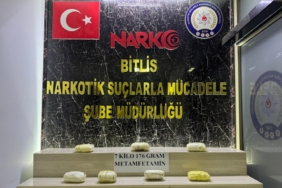 bitliste-7-kilogram-176-gram-metamfetamin-yakalandi-uyusturucu-operasyonu-96pLh7lh.jpg
