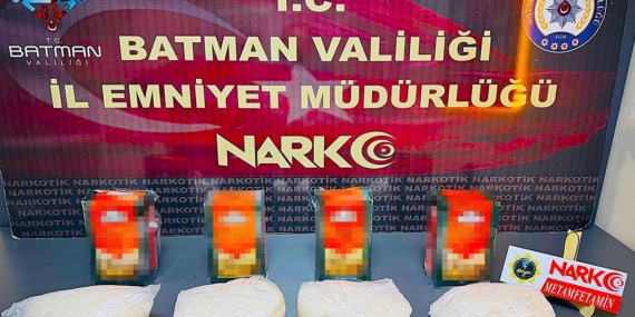 Çay Paketlerinde Uyuşturucu Taşıyan Yolcu Yakalandı Çay Paketlerinde Uyuşturucu Taşıyan Yolcu Yakalandı