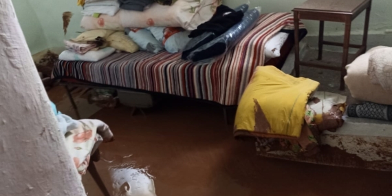 Darende'de Sağanak ve Dolu Felaketi: Su Baskınları Baş Gösterdi Darende’de Sağanak ve Dolu Felaketi: Su Baskınları Baş Gösterdi