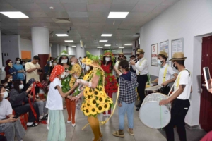 diyarbakir-hastanesinde-cocuklar-ve-anneleri-icin-moral-dolu-etkinlik-6hxPUKIt.jpg