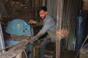 diyarbakir-hurdacilari-1-mayista-da-is-basinda-aY55yTRC.jpg