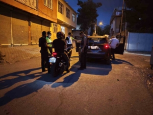 diyarbakir-polisinden-narko-hancer-uyusturucu-ile-mucadelede-yeni-bir-adim-GAs57zib.jpg