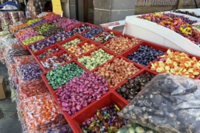 diyarbakirda-bayram-sekerleri-tezgahlari-senlendiriyor-Qt5jR6GV.jpg