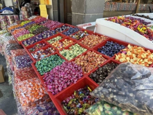 diyarbakirda-bayram-sekerleri-tezgahlari-senlendiriyor-Qt5jR6GV.jpg