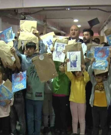 elazig-bilim-merkezi-tuncelideki-ogrencilerle-bulustu-HuhEXY6F.jpg