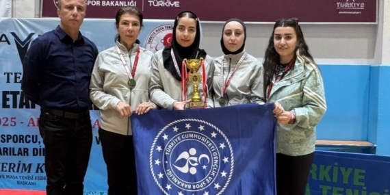 Elazığ Masa Tenisi Takımı 1. Lige Yükselerek Tarih Yazdı Elazığ Masa Tenisi Takımı 1. Lige Yükselerek Tarih Yazdı