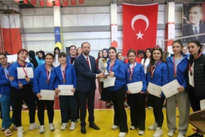elazig-takimlari-yurt-disinda-parlak-performans-sergiledi-8Oastc16.jpg