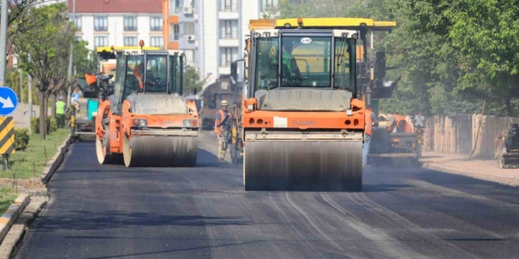 Elazığ'da Asfalt Yenileme Çalışmaları Devam Ediyor: Şehirdeki Yollar Yenileniyor Elazığ’da Asfalt Yenileme Çalışmaları Devam Ediyor: Şehirdeki Yollar Yenileniyor