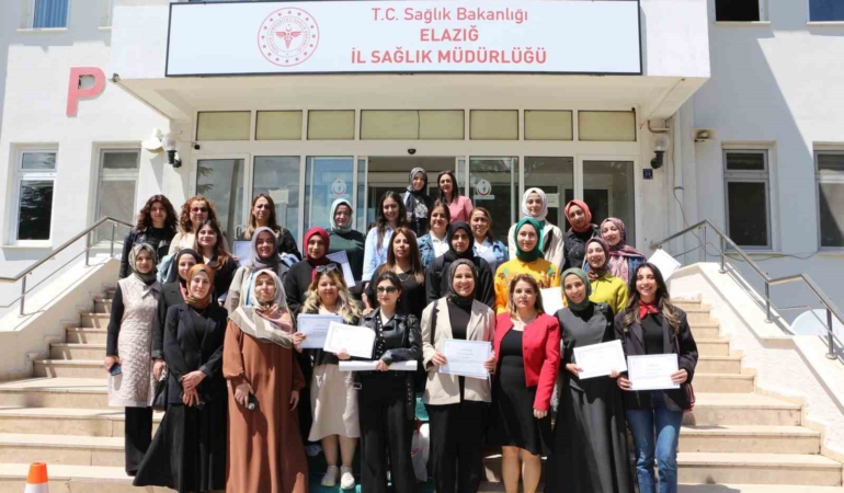 elazigda-gebe-okulu-egitimleri-devam-ediyor-gelecegin-anneleri-icin-ozel-programlar-X8vGjemk.jpg