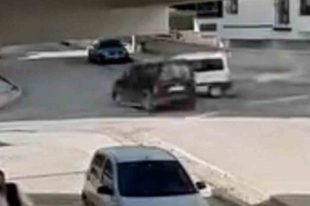 elazigda-hafif-ticari-araclarin-carpisma-ani-feXHibgj.jpg