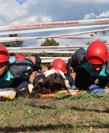 elazigda-zorlu-umke-egitim-sureci-basariyla-tamamlandi-Dq4aF5Za.jpg