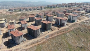 elazigdaki-deprem-konutlarinin-tamamlanmasina-az-kaldi-cPas6bGq.jpg