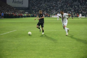 elazigspor-ile-vanspor-fk-maci-iptal-edildi-nedenleri-ve-detaylar-qTd1Yk9c.jpg