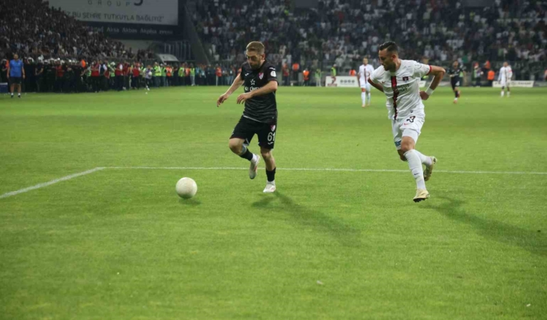 elazigspor-ile-vanspor-fk-maci-iptal-edildi-nedenleri-ve-detaylar-qTd1Yk9c.jpg