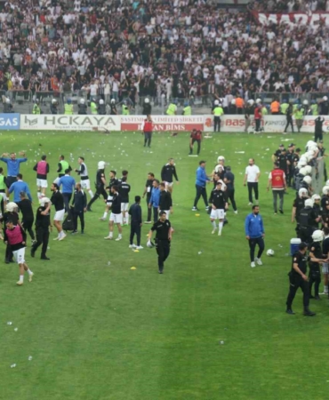 Elazığspor ve Vanspor Disiplin Kurulu'na Sevk Edildi elazigspor-ve-vanspor-disiplin-kuruluna-sevk-edildi-7DNdKhmt.jpg