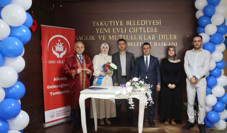 erzurumda-aile-yilina-ozel-dusuk-maliyetli-nikah-torenleri-MCl9RShX.jpg