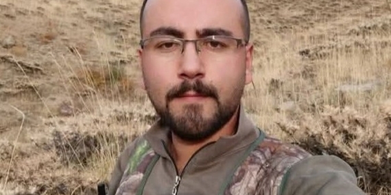 Feci Kaza: Kontrolden Çıkan Araç Devrildi, 1 Kişi Hayatını Kaybetti, 4 Yaralı Feci Kaza: Kontrolden Çıkan Araç Devrildi, 1 Kişi Hayatını Kaybetti, 4 Yaralı