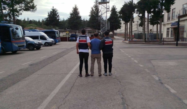 gaziantepte-gocmen-kacakciligina-karsi-yapilan-buyuk-operasyon-wD1HzrN7.jpg