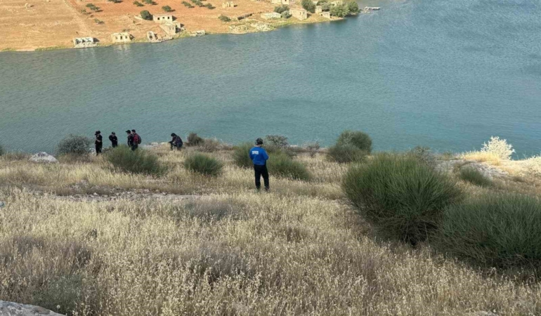 gaziantepte-kayip-10-yasindaki-onur-icin-arama-faaliyetleri-suruyor-J8dIQxPK.jpg