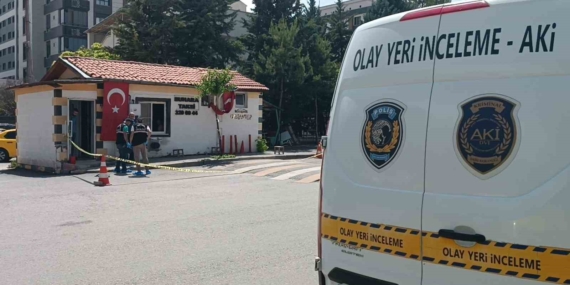 Gaziantep'te Taksiciye Kardeşinin Silahlı Saldırısı: Olayın Ayrıntıları Gaziantep’te Taksiciye Kardeşinin Silahlı Saldırısı: Olayın Ayrıntıları