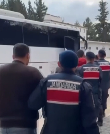 gaziantepten-yayilan-siber-dolandiricilik-operasyonu-6-sahis-yakalandi-RQREDATI.jpg