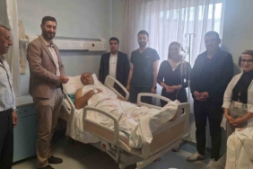 Genç Devlet Hastanesi'nde Tarihi İlk: Kasık Fıtığı Ameliyatı Başarıyla Gerçekleşti genc-devlet-hastanesinde-tarihi-ilk-kasik-fitigi-ameliyati-basariyla-gerceklesti-xP6qHvXZ.jpg