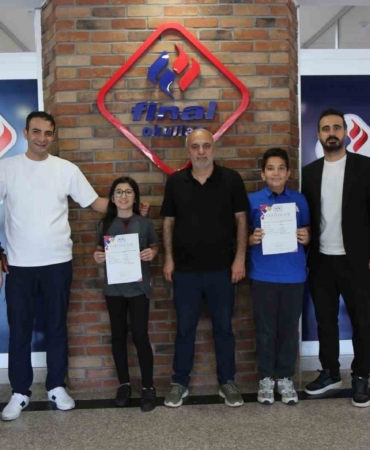 ilkokul-ve-ortaokul-ogrencilerinin-robotex-uluslararasi-festivalindeki-essiz-basarisi-WnTeEwuu.jpg