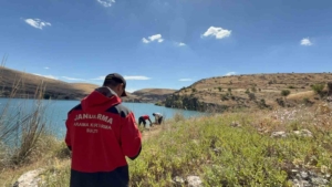 jandarma-kayip-onurcani-bulmak-icin-643-kisilik-ekiple-seferber-oldu-5nQeUEy2.jpg