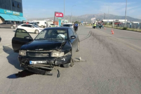 kazaya-karisti-aracini-birakip-kacan-surucu-yakalandi-VsmWv5Wr.jpg