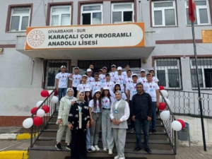 lise-ogrencileri-bilimsel-arastirmalarini-gozler-onune-serdi-F8hDcLMP.jpg