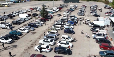 malatya-acik-oto-pazari-hem-saticilar-hem-de-alicilar-icin-bekleyis-zamani-cU4wJQWg.jpg