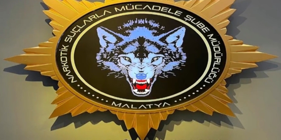Malatya Sokak Satıcılarına Şok Darbe: 17 Şüpheliden 15’i Tutuklandı Malatya Sokak Satıcılarına Şok Darbe: 17 Şüpheliden 15’i Tutuklandı