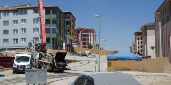 Malatya'da İnşaat Çukuruna Düşen İşçi Yaralandı: Olayın Detayları Malatya’da İnşaat Çukuruna Düşen İşçi Yaralandı: Olayın Detayları