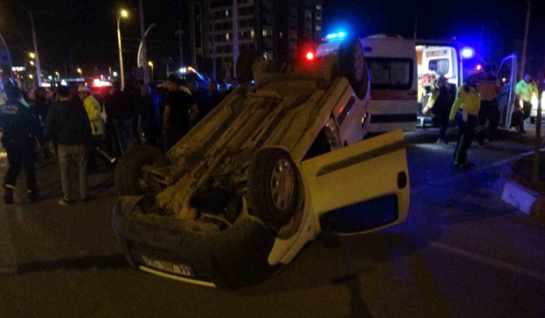 malatyada-uc-aracin-karistigi-kazada-dort-kisi-yaralandi-detaylar-ve-gelismeler-C9cCgyY3.jpg