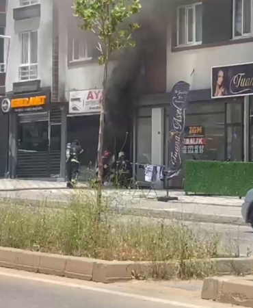 marangoz-dukkaninda-patlak-veren-yangin-ihbar-uzerine-hizla-kontrol-altina-alindi-11eP95Hg.jpg