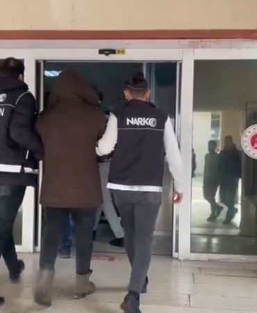 mardinde-5-sokak-saticisinin-tutuklanmasina-dair-son-gelismeler-FeJmiEmt.jpg