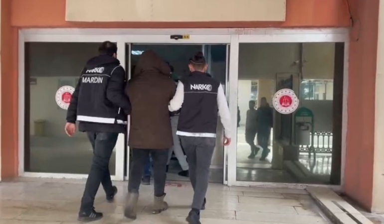 mardinde-5-sokak-saticisinin-tutuklanmasina-dair-son-gelismeler-FeJmiEmt.jpg