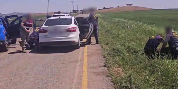 Mardin'de Mera Kavgasında Hayatını Kaybeden Kişinin Şüphelileri Yakalandı Mardin’de Mera Kavgasında Hayatını Kaybeden Kişinin Şüphelileri Yakalandı