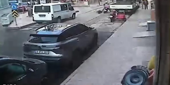 Motosiklet, Yolda Dengesini Kaybedip Düşen Yaşlı Adamı Yaraladı Motosiklet, Yolda Dengesini Kaybedip Düşen Yaşlı Adamı Yaraladı