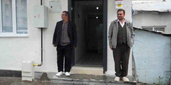 Muş'ta Üç Engelli Kardeşin Evinin Yenileme Hikayesi Muş’ta Üç Engelli Kardeşin Evinin Yenileme Hikayesi