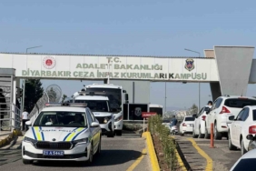 narin-guran-cinayetinde-15-sanik-dorduncu-kez-adliye-kapisinda-bVqc58kz.jpg