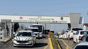 narin-guran-cinayetinde-15-sanik-dorduncu-kez-adliye-kapisinda-bVqc58kz.jpg