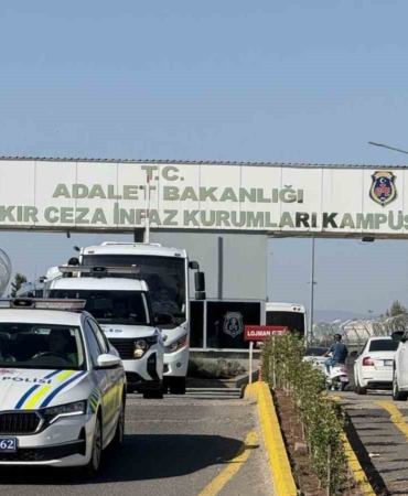 narin-guran-cinayetinde-15-sanik-dorduncu-kez-adliye-kapisinda-bVqc58kz.jpg