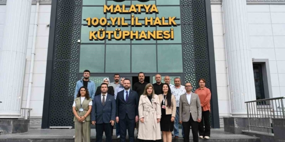 Ölmeztoprak: "Malatya'ya Yeni Kütüphaneler Sunuyoruz!" Ölmeztoprak: “Malatya’ya Yeni Kütüphaneler Sunuyoruz!”