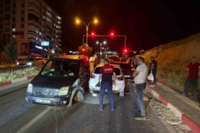 siirtte-zincirleme-trafik-kazasi-5-kisi-yaralandi-IIfYsqrm.jpg